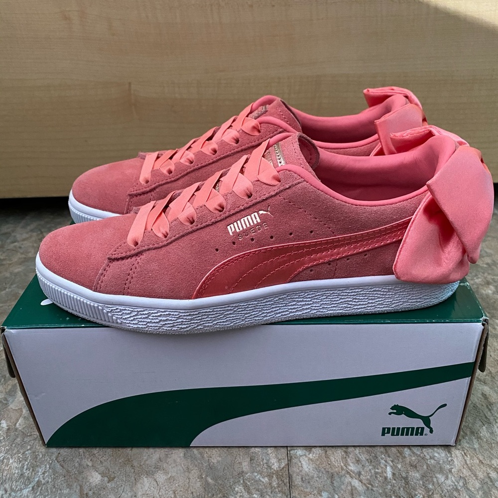 Puma Bow Sneakers size 6.5 Women